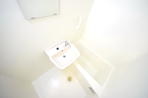 レオパレスハロー越谷の物件内観写真